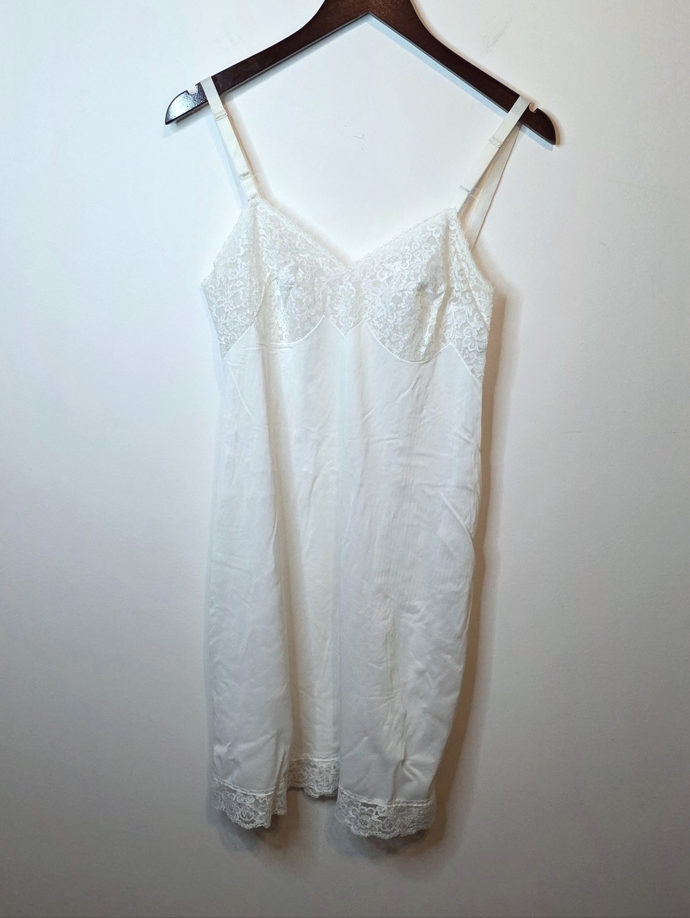 Vintage Formfit Rogers Ivory Lace Trim Slip Dress Size 36 Short 14-16